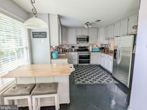 12914 Acorn Hollow Ln, Silver Spring MD  20906-3200 exterior