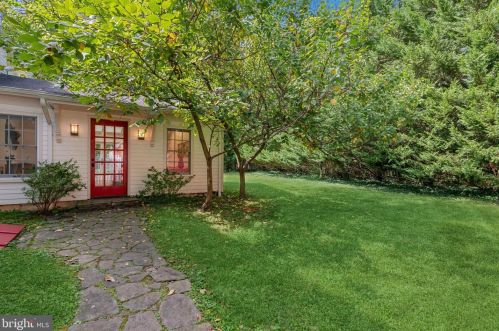 2775 Main St, Trenton NJ 08648-1037 exterior