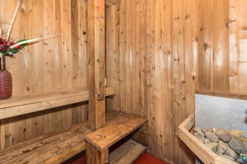 4103 Van Rd, Duluth MN 55803 exterior