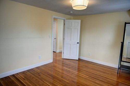 131 Wilson Ave, Quincy MA 02170-1037 exterior