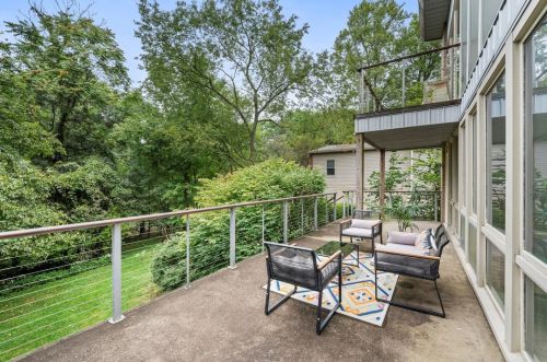 2414 Marbury Rd, Pittsburgh, PA 15221-3672