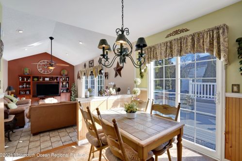 4 Cardinal Ct, Old Bridge NJ 08857-2793 exterior