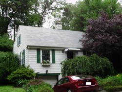 25 Wallace St, Newton, MA 02461-1921