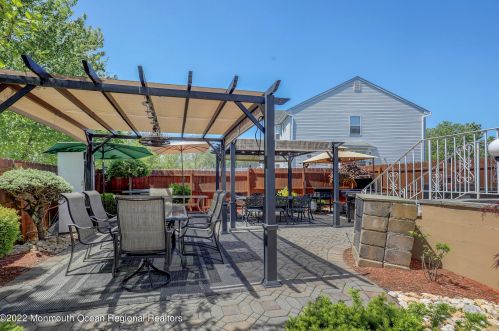 30 Emily Dr, Old Bridge NJ 08857-3811 exterior