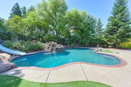 2327 Hartford Ct, Folsom CA 95762-5931 exterior