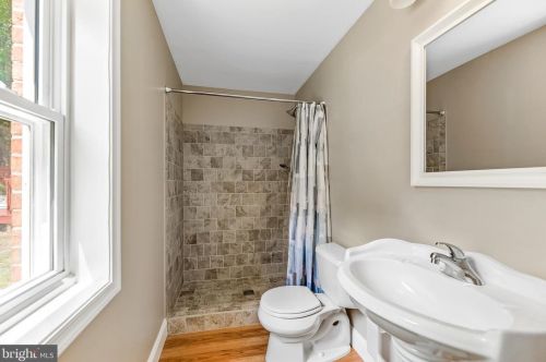 1070 Carson Dr, Huntingtown MD 20639-9507 exterior