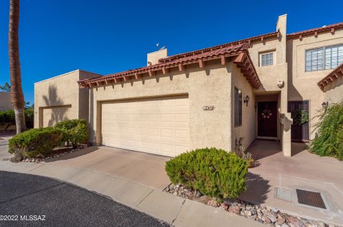 8437 Agape Dr, Tucson, AZ 85715-5440