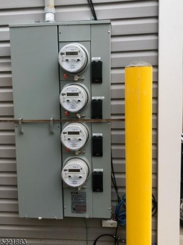 150 9th St, Newark NJ  07107-1742 exterior