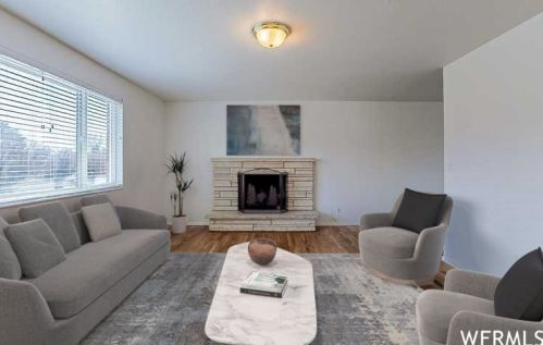 8146 Bryce Dr, Sandy, UT 84070-0457