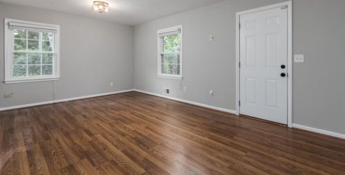 4094 Candler Lake Ct, Atlanta GA  30319-1728 exterior