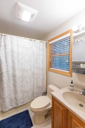 69 Newburgh Rd, Patterson NY 12563-1804 exterior