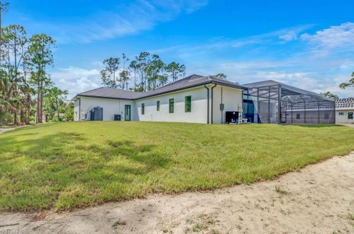 3671 21 Ave, Naples FL 34116-5722 exterior