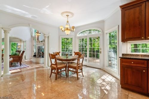 83 Pettit Pl, Princeton NJ 08540-7645 exterior