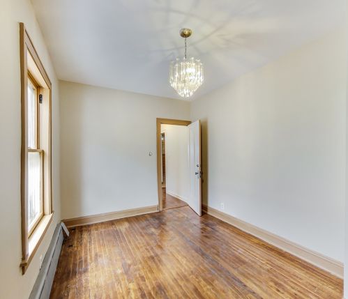 1719 Melvina Ave, Chicago IL 60646-1123 exterior