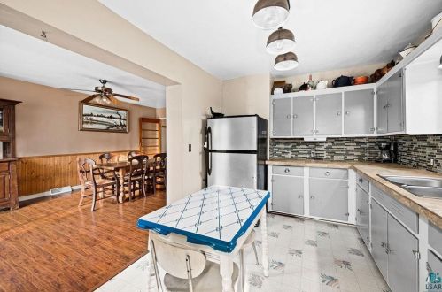 517 71 Ave, Duluth MN 55807-1844 exterior