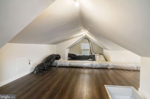 2911 17th St, Washington DC  20018-1825 exterior