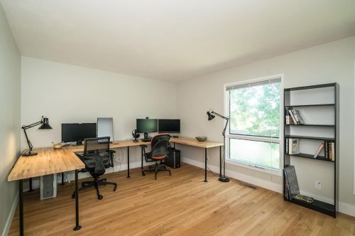 957 Flair Ct, Saint Louis MO 63146-5015 exterior