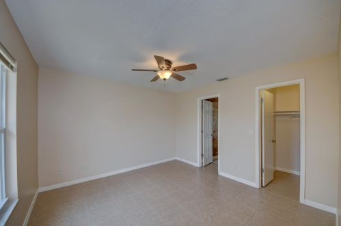 1198 Empire St, Fort Pierce FL 34983-2468 exterior