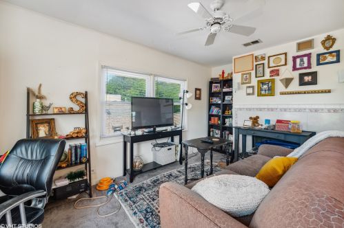 1507 Nelson St, Chicago IL 60657-3103 exterior