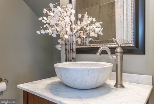 1593 Wrightstown Rd, Upper Makefield PA 18940-2814 exterior