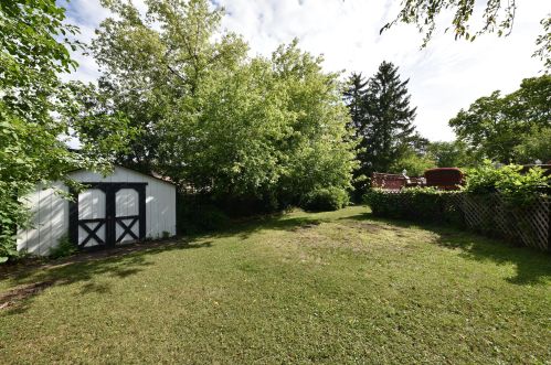 11014 Derby Ave, Milwaukee WI 53225-4452 exterior