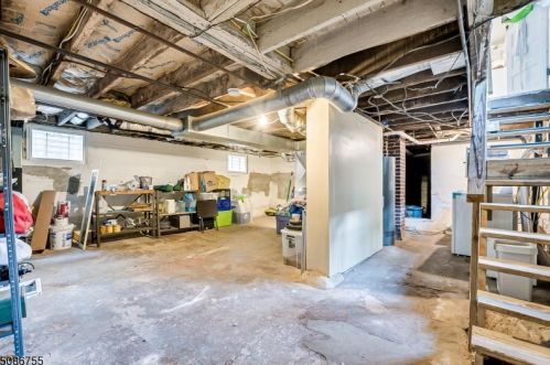 55 Laramie Rd, Plainfield NJ 07060-2951 exterior