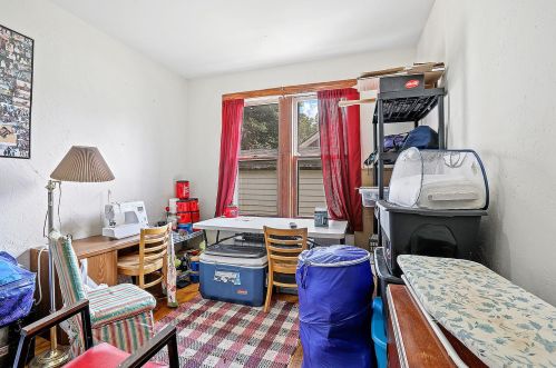 719 18th St, Manitowoc WI 54220-3131 exterior