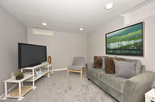 4373 52, Milwaukee WI 53218-5004 exterior