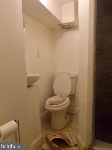 220 Hanover St, Trenton NJ exterior