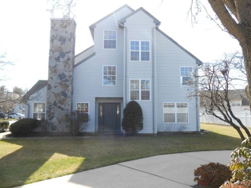 113 Orion Rd, Piscataway, NJ 08854-5486