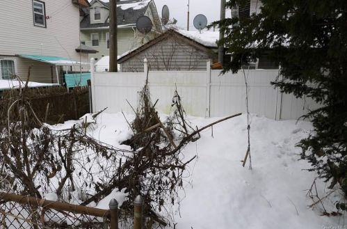 34 Urban St, Mount Vernon NY 10552-3211 exterior