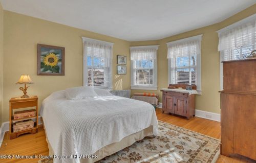 518 7 Ave, Belmar NJ 07719-2212 exterior