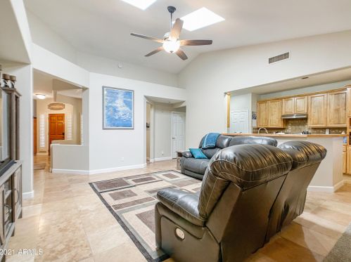 724 Apollo Ct, Chandler AZ 85224-8216 exterior