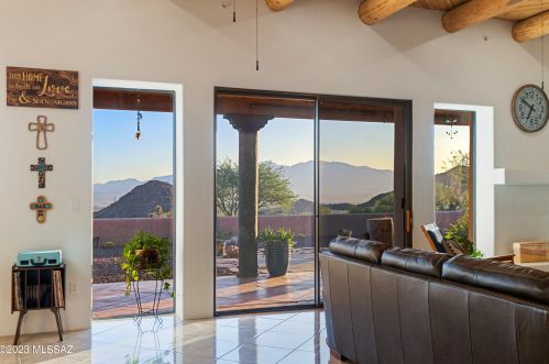 4275 Lightning Ridge Trl, Tucson AZ  85745-8716 exterior