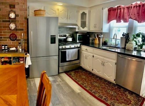 130 Prentice St, Springfield MA  01104-2264 exterior