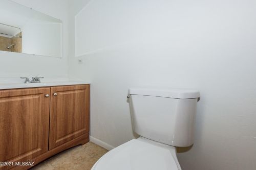 2402 Jefferson Ave, Tucson AZ  85711-6636 exterior