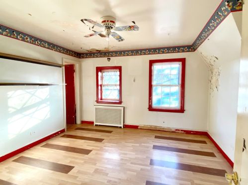 6100 Kilpatrick Ave, Chicago IL 60652-3516 exterior