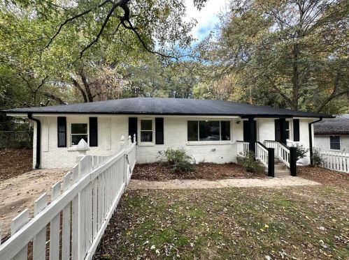 1379 Benteen Way, Atlanta, GA 30315-3103