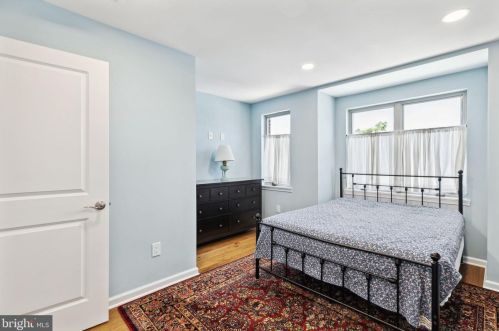 728 Daly St, Philadelphia PA 19148-3306 exterior