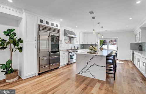 1337 Massachusetts Ave, Washington DC  20003-1540 exterior