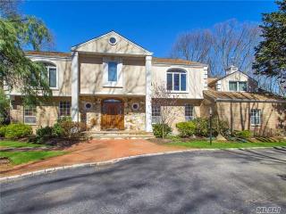 10 Jason Ct, Huntington Station NY  11746-5839 exterior