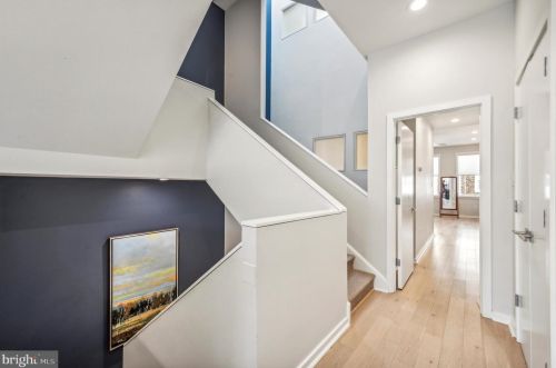 741 2nd St, Philadelphia PA 19122-4503 exterior