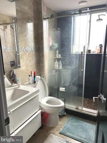 1306 Carlisle St, Philadelphia PA 19132-4505 exterior