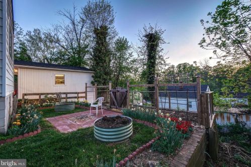 11808 Goodloe Rd, Silver Spring MD  20906-4844 exterior