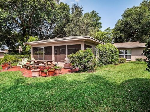 4038 Shorecrest Dr, Orlando FL 32817-1255 exterior