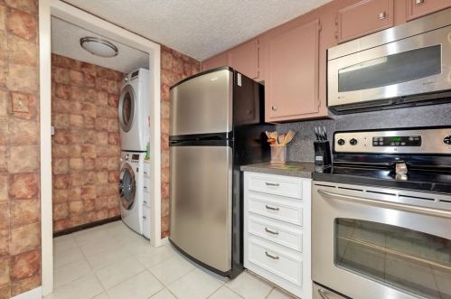 15 April Hl, Montgomery TX 77356-5923 exterior