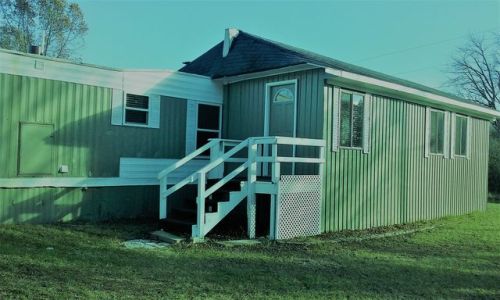 64455 30th St, Lawton, MI 49065-6627