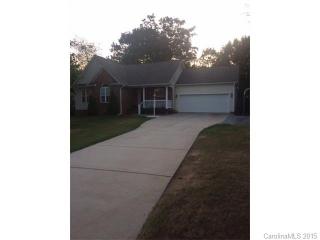 4409 Royal Oaks Dr, Lincolnton, NC 28092-7674