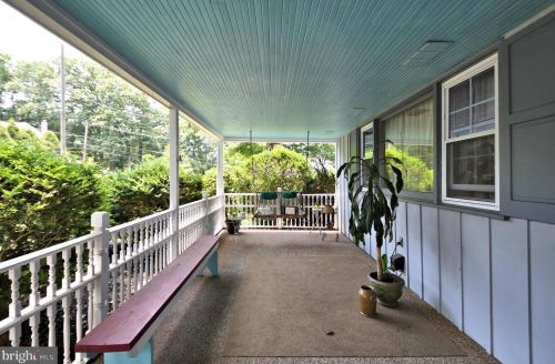 613 Chestnut St, Limerick PA 19468-2115 exterior