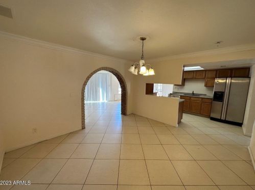 8635 32nd Ave, Phoenix AZ  85051-9010 exterior